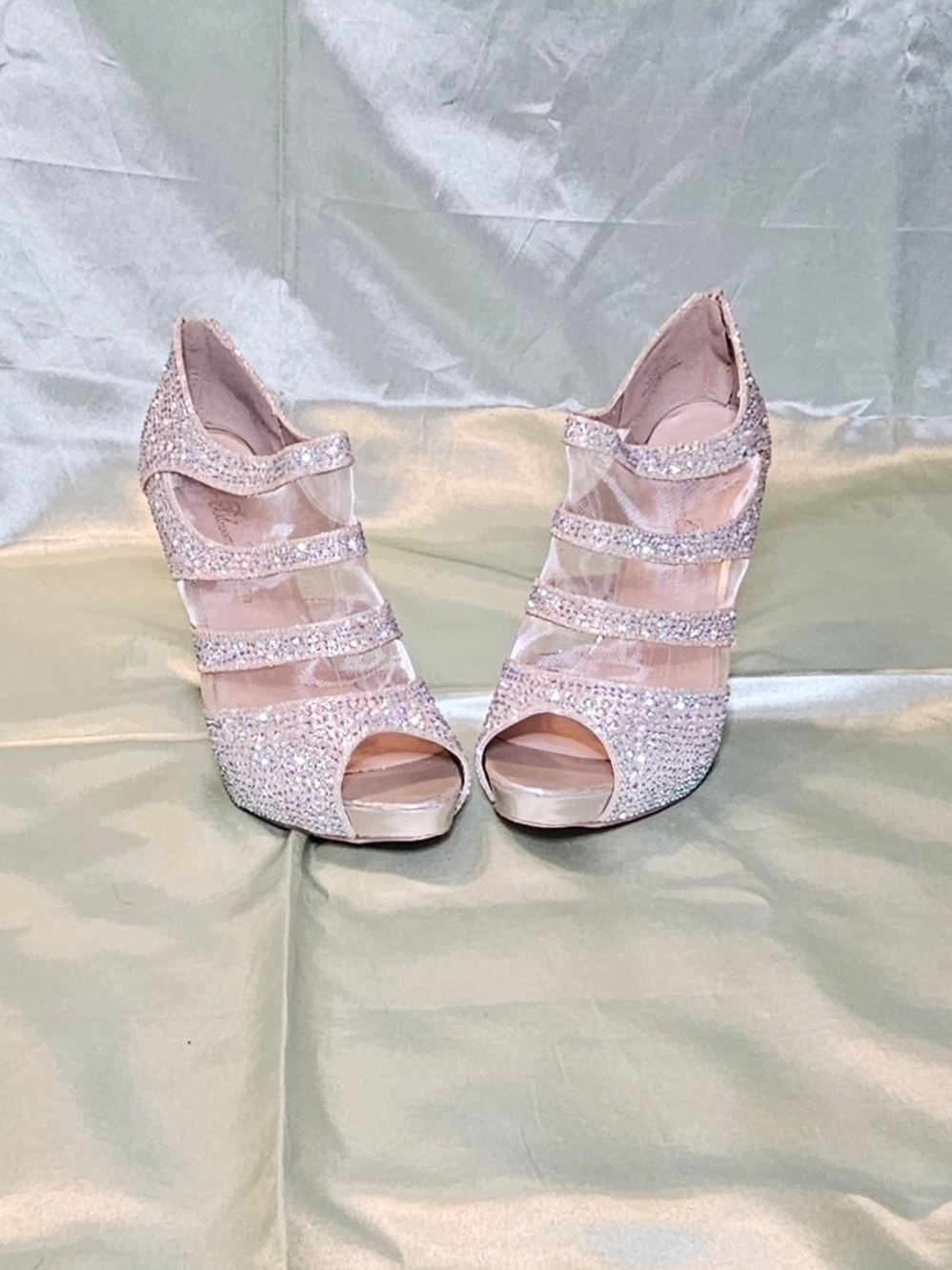 Sparkle Strappy Peep-Toe High Heels in Light Pink